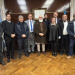 posando encuentro navales