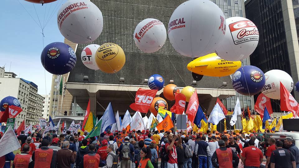 Входящие в IndustriALL профсоюзные центры CUT и Força Sindical объединили усилия, чтобы вместе бороться за права рабочих