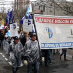 Члены подразделения 6658 Союза сталелитейщиков, Metallos, во время забастовки