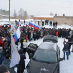 Workers, lead by the MMWU, rally in Kachkanar on 28 February 2016. Photo: MMWU