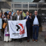 Activistas y dirigentes sindicales asistieron a la reunión del Comité del Acero de la OCDE el 28 y el 29 de septiembre en París (Francia).