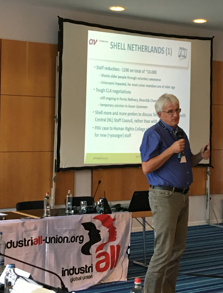 El sindicalista despedido Bob van Luijk, presidente del grupo marco del FNV en Shell y NAM.