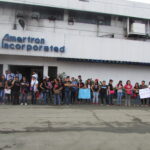 Trabajadores/as frente a las instalaciones de Amertron el 25 de septiembre, protestando las arbitrariedades de la empresa