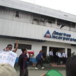 Trabajadores/as frente a las instalaciones de Amertron el 25 de septiembre, protestando las arbitrariedades de la empresa
