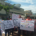 Delegados del SACTWU en una manifestación contra Zara y H&M en Galleria Mall, Durban. Foto: SACTWU
