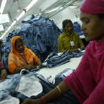 Travailleuses d’une usine de confection à Dacca, au Bangladesh