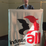 El secretario general de la IndustriALL, Valter Sanches.
