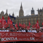 Члены Unite, к которым присоединились сторонники из Бельгии, 6 марта 2019 года призывают парламент Великобритании спасти завод Honda в Суиндоне