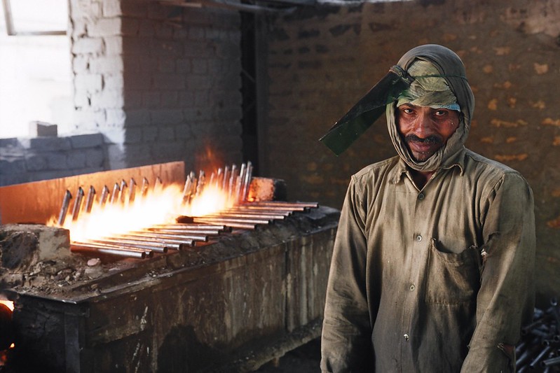 Manufacturing and assembly line of ATLAS bicycles. ATLAS factory site in Haryana, India. Copyright: Marcel Crozet / ILO