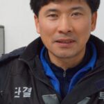 Union leader Ha Young Jae is leading demands for the reinstatement of sacked unionists.
