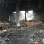 Llamas del incendio de la fábrica (Foto: Misión de investigación del incendio en Kentex)