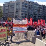 Было организовано много акций протеста против увольнений.