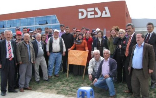 Пикет профсоюза Deri-Is на фабрике DESA в Стамбуле
