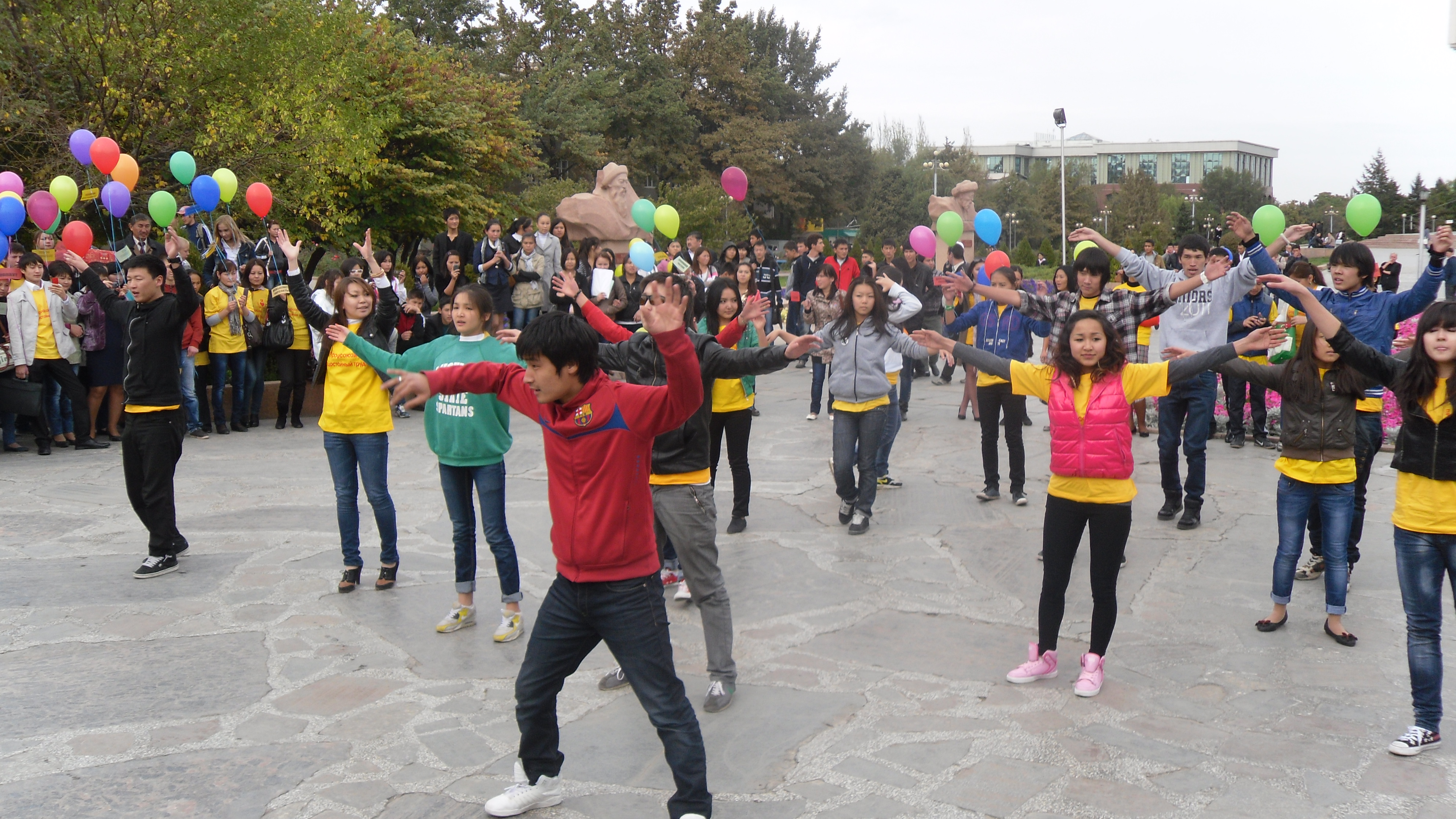 MMTUK Flashmob