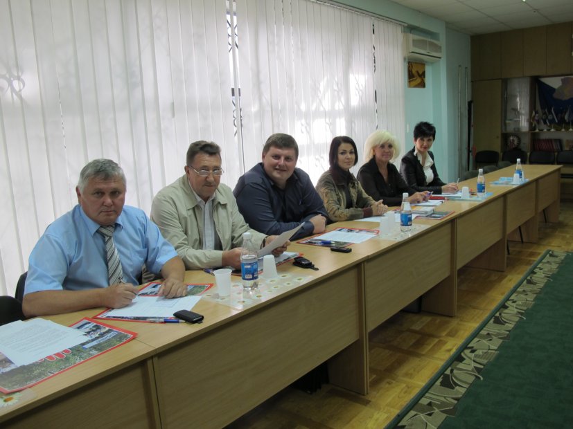 MMIWU round table